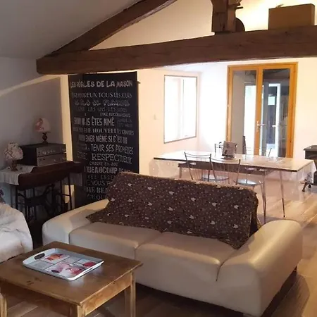 La Thibaudiere 70m2 * Mirebeau