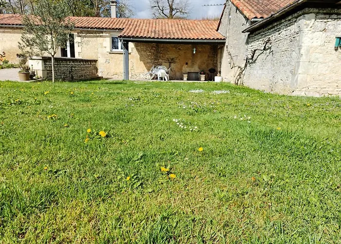 La Thibaudiere 70m2 Mirebeau