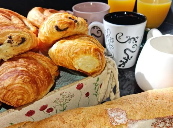 La Thibaudiere 70m2 * Mirebeau